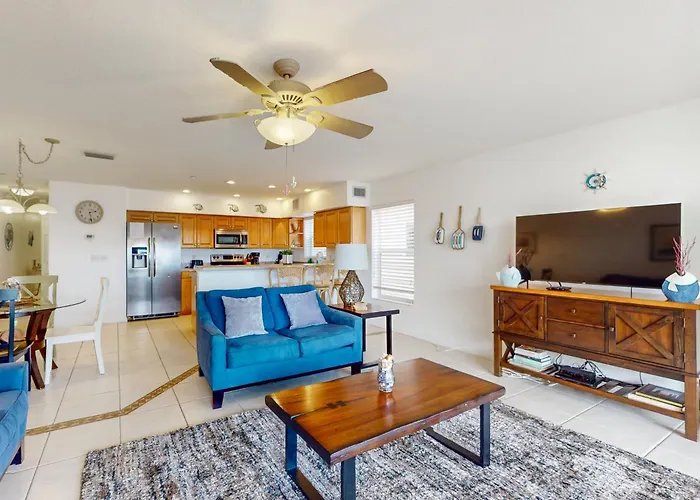 Captain's Cove 304